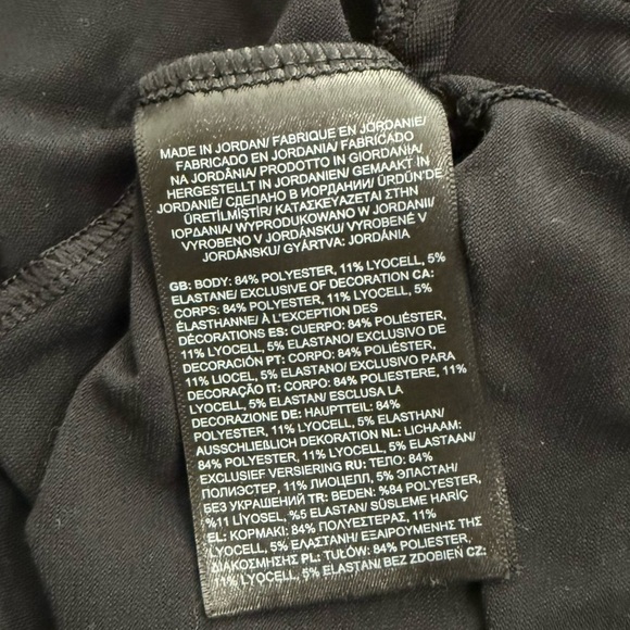 The North Face Plus Size Dune Sky Short Sleeve Tee Shirt, Solid Black size 3X - Picture 9 of 10